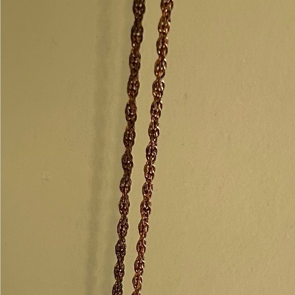 Vintage Turquoise and Brass necklace with a unique bird design, 16 inches long - Picture 5 of 6